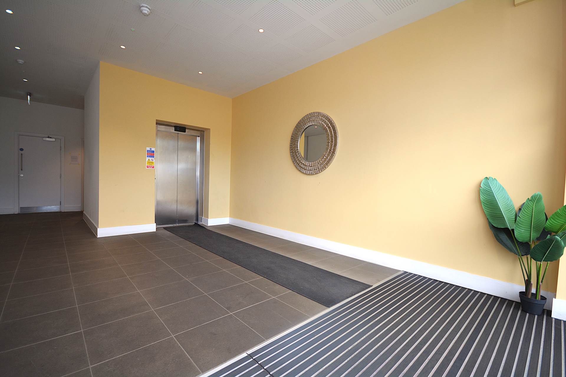 Regent Place, Sycamore Road, Amersham, Image 14