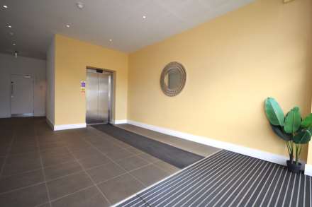 Regent Place, Sycamore Road, Amersham, Image 14