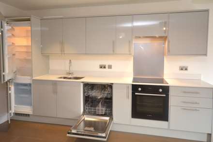 Regent Place, Sycamore Road, Amersham, Image 4