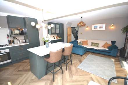 Plantation Road, Amersham, Image 2