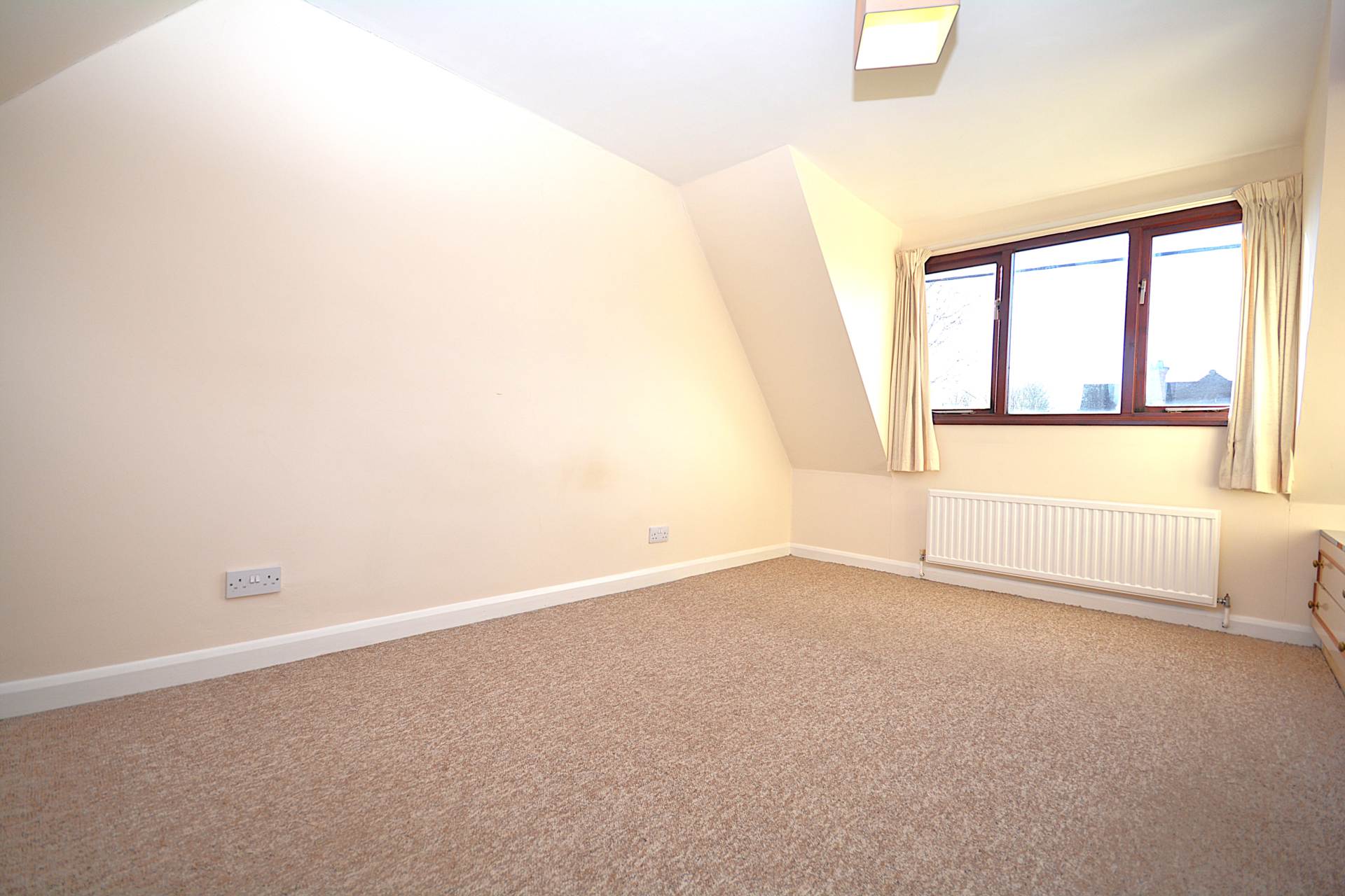 Manor Road, Tring HP23, Image 13