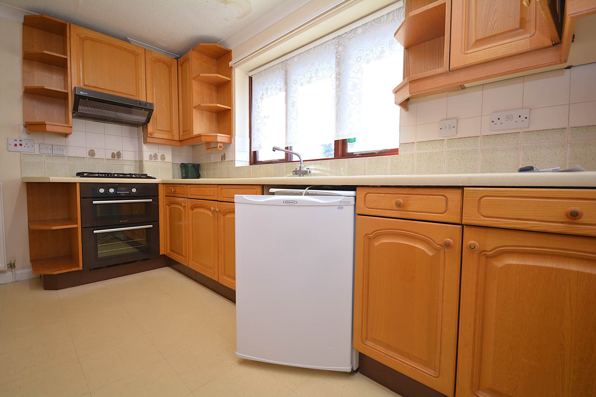 Manor Road, Tring HP23, Image 4