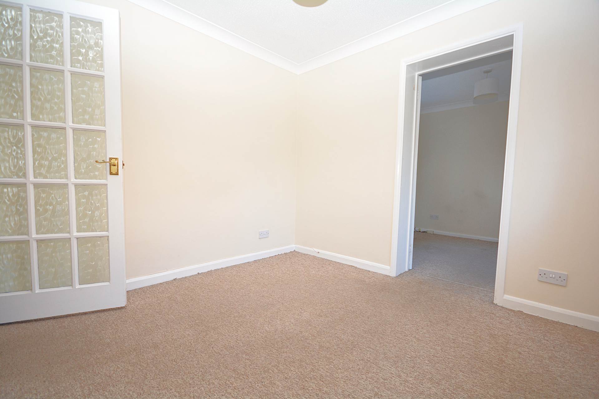 Manor Road, Tring HP23, Image 6