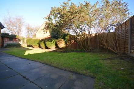 Manor Road, Tring HP23, Image 18