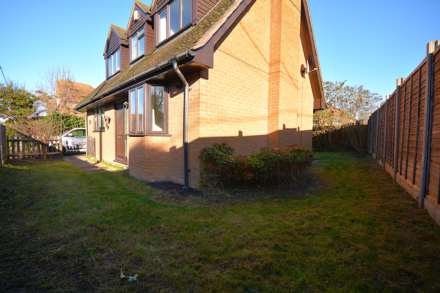 Manor Road, Tring HP23, Image 19