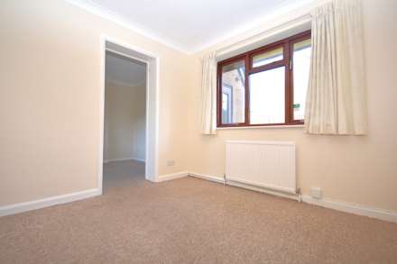 Manor Road, Tring HP23, Image 7