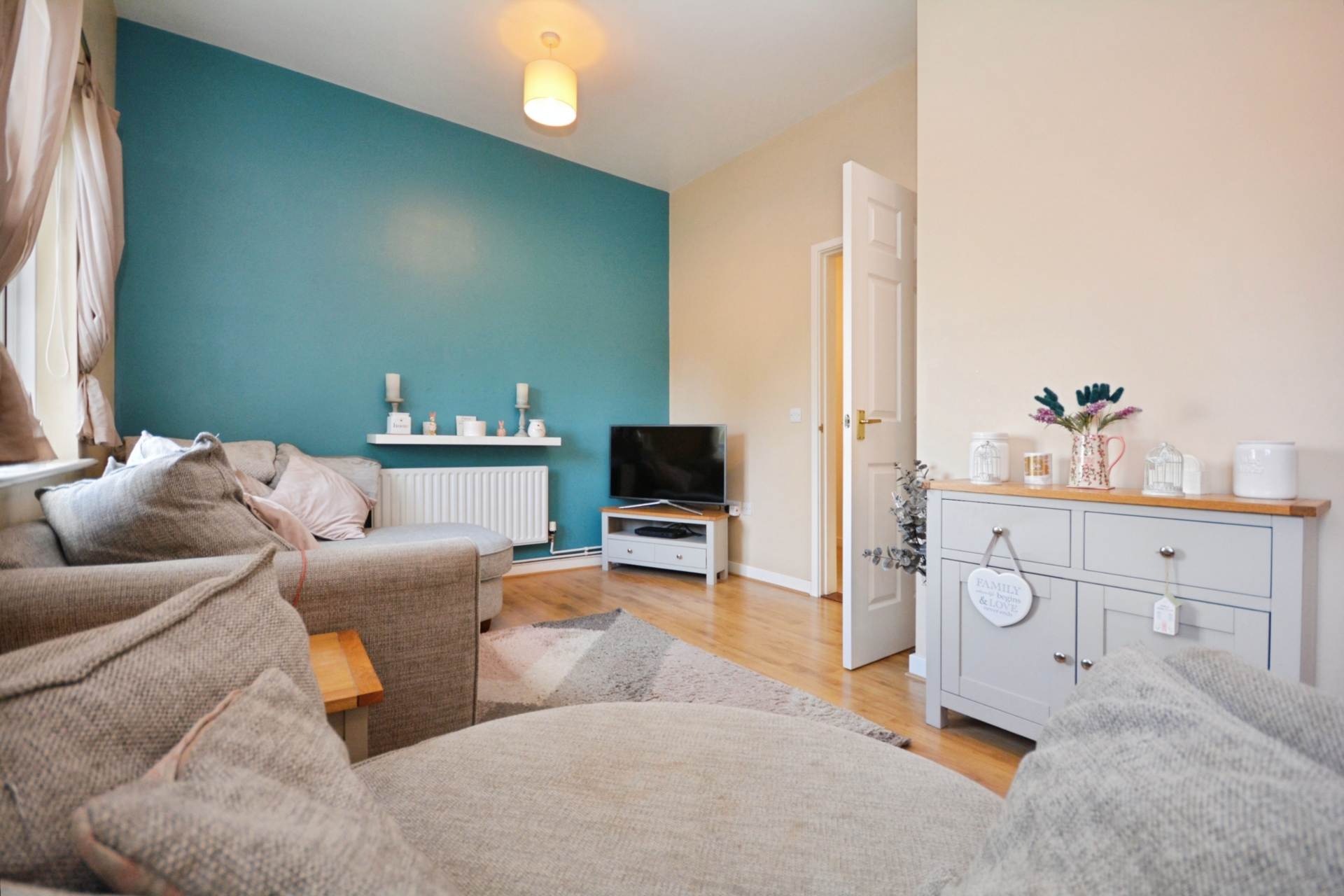 School Close, Chesham, Image 4