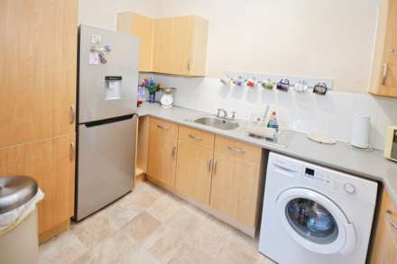 School Close, Chesham, Image 3