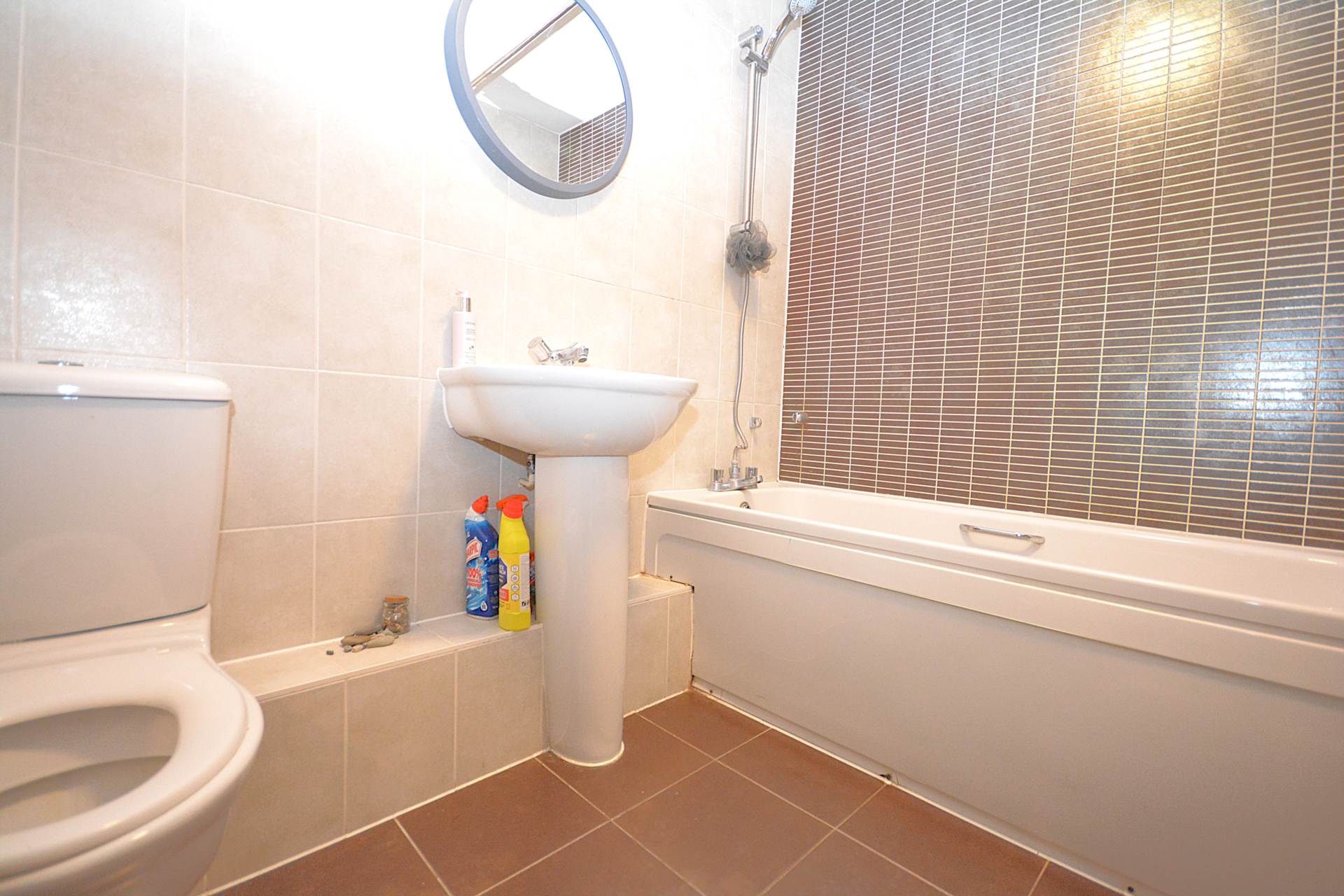 Old Saw Mill Place, Amersham, Image 16