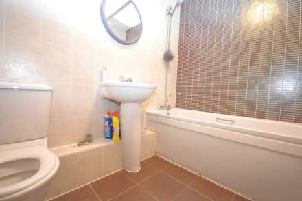 Old Saw Mill Place, Amersham, Image 16