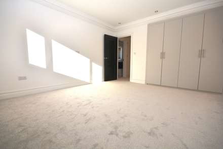 Woodley Hill, Chesham, Image 11