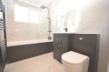 Woodley Hill, Chesham, Image 13