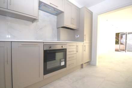 Woodley Hill, Chesham, Image 2