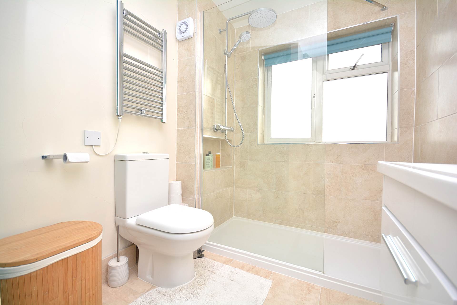 Rose Court, Chessmount Rise, Chesham, Image 10