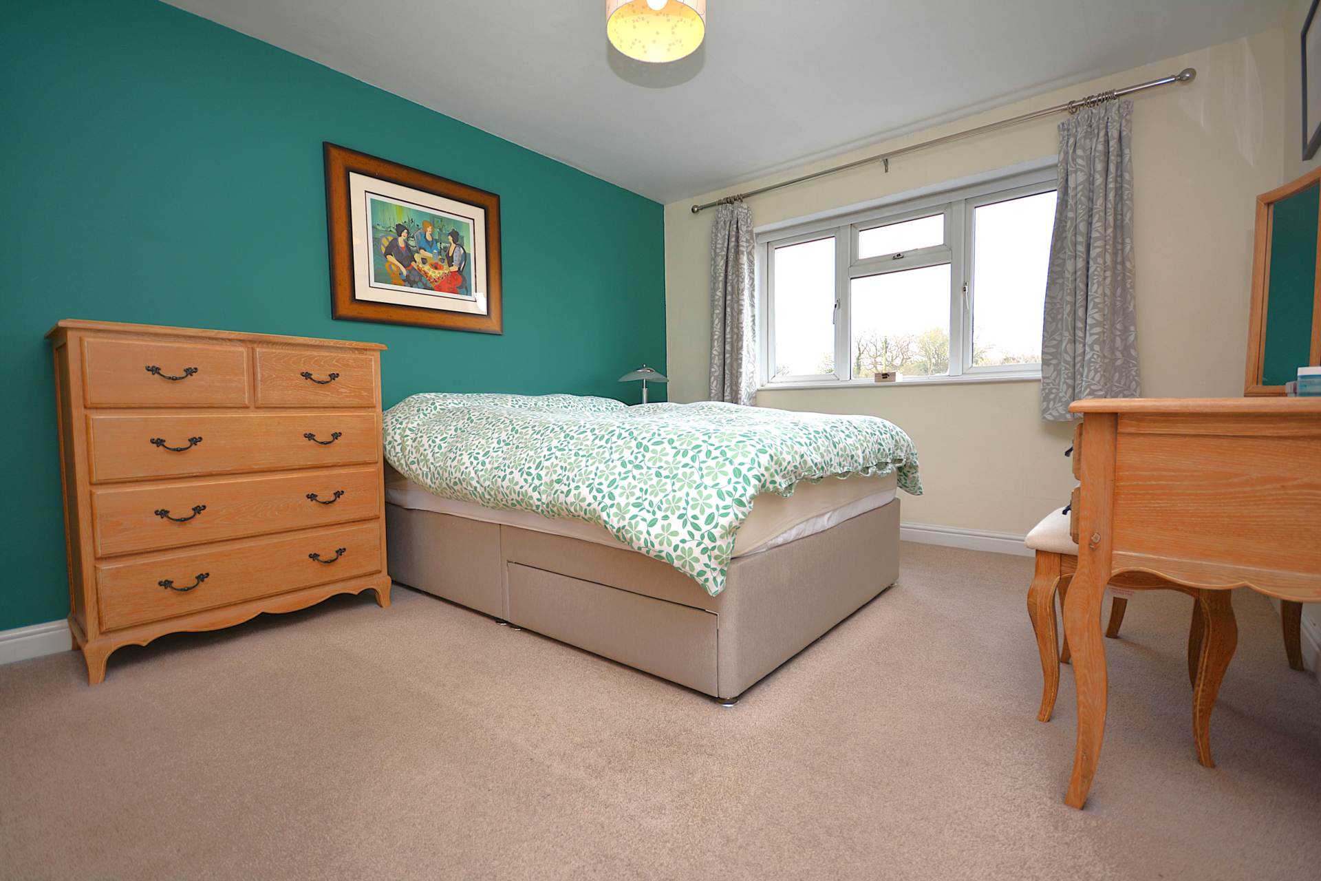 Rose Court, Chessmount Rise, Chesham, Image 2