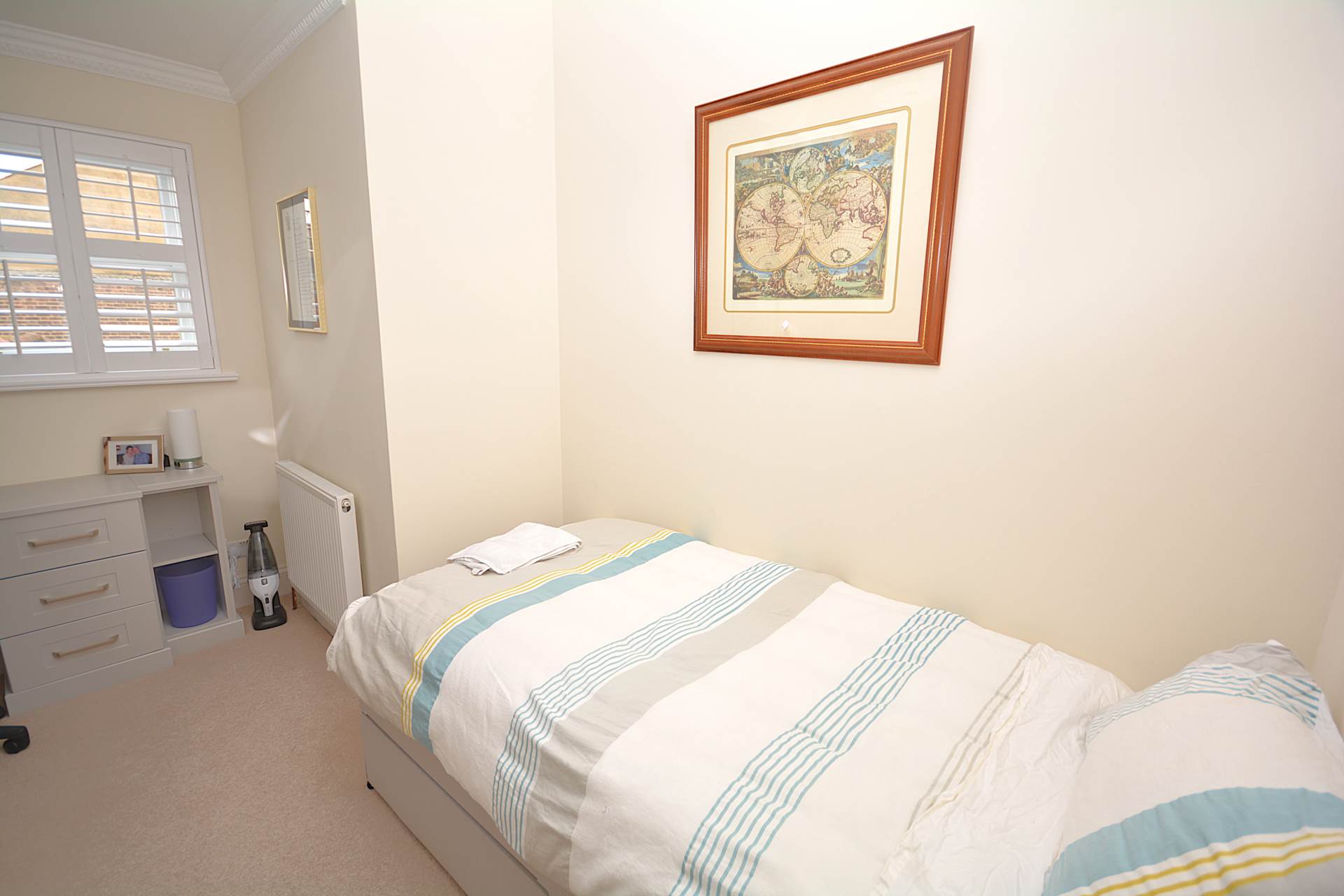 Elmodesham House, Amersham, Image 10