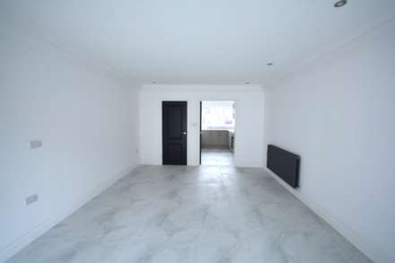 Woodley Hill, Chesham, Image 6