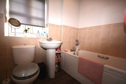 Four Oaks, Chesham, Image 20