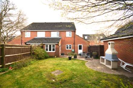 Four Oaks, Chesham, Image 27