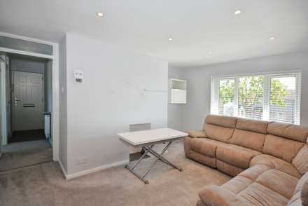 Meadow Croft, Aylesbury, Image 2