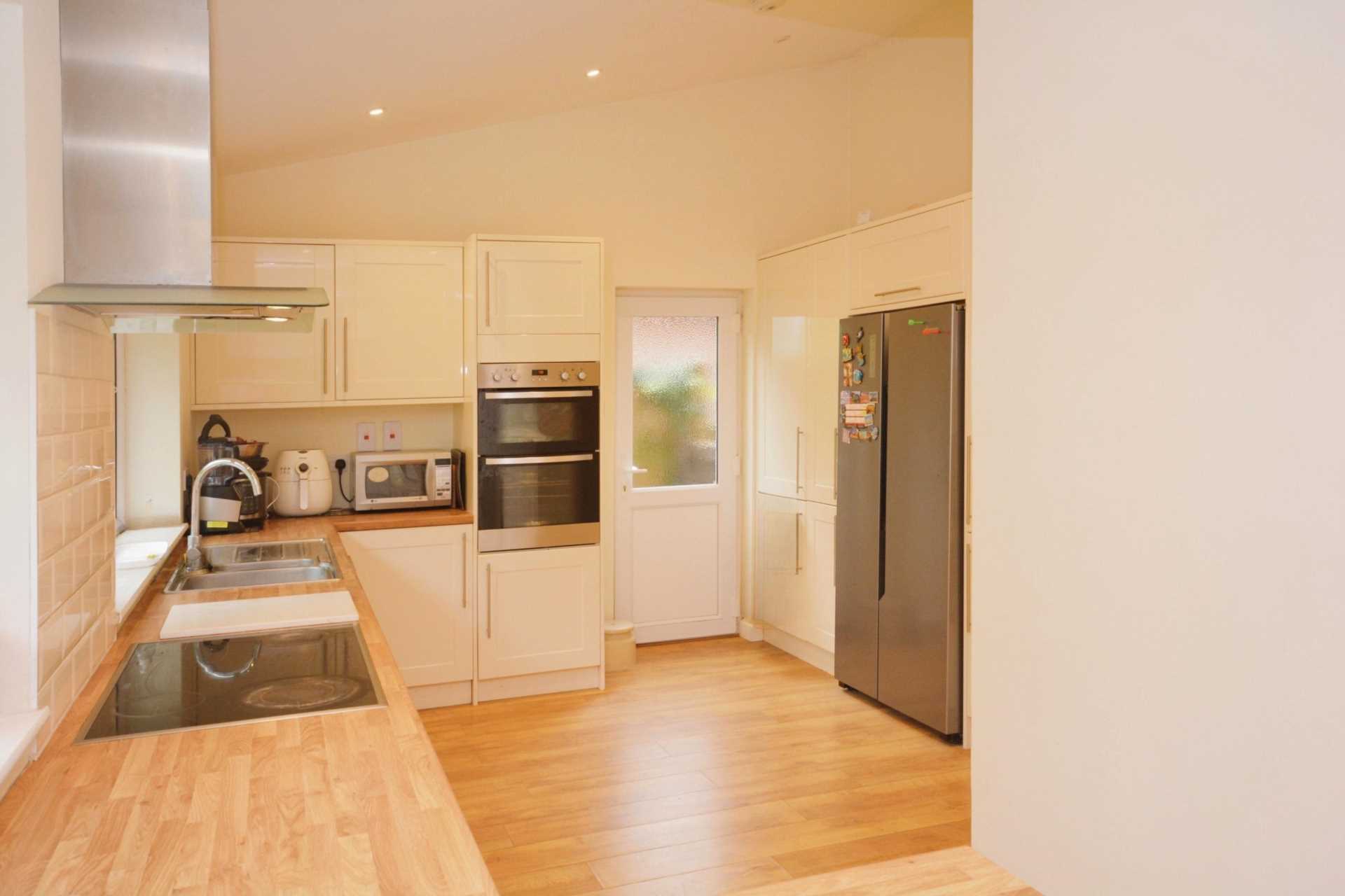 Station Road, Amersham, Image 4