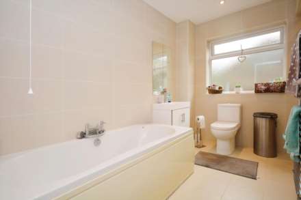 Station Road, Amersham, Image 10