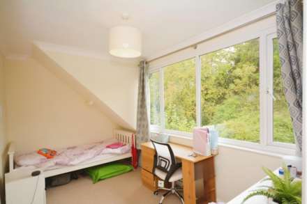 Station Road, Amersham, Image 11