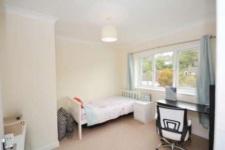 Station Road, Amersham, Image 12