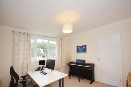 Station Road, Amersham, Image 5