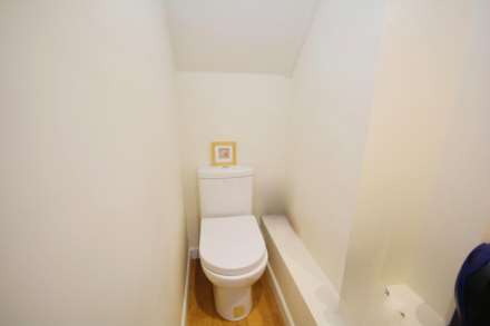 Station Road, Amersham, Image 8