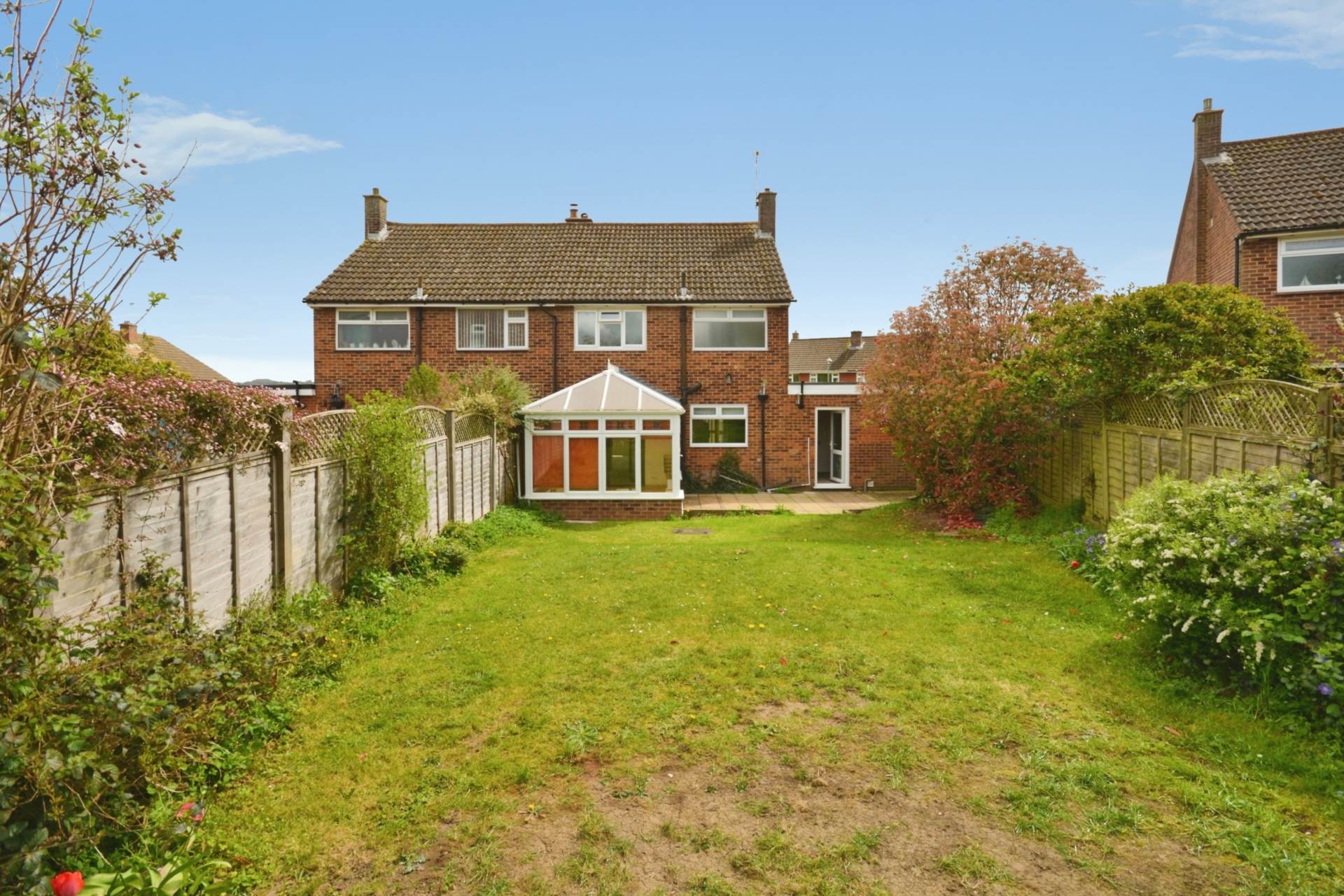 Aylward Gardens, Chesham HP5, Image 16