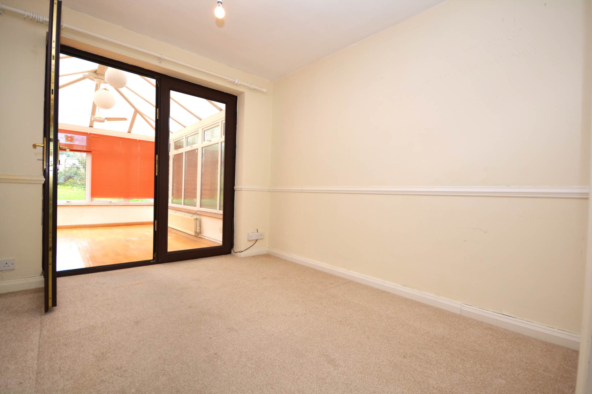 Aylward Gardens, Chesham HP5, Image 3