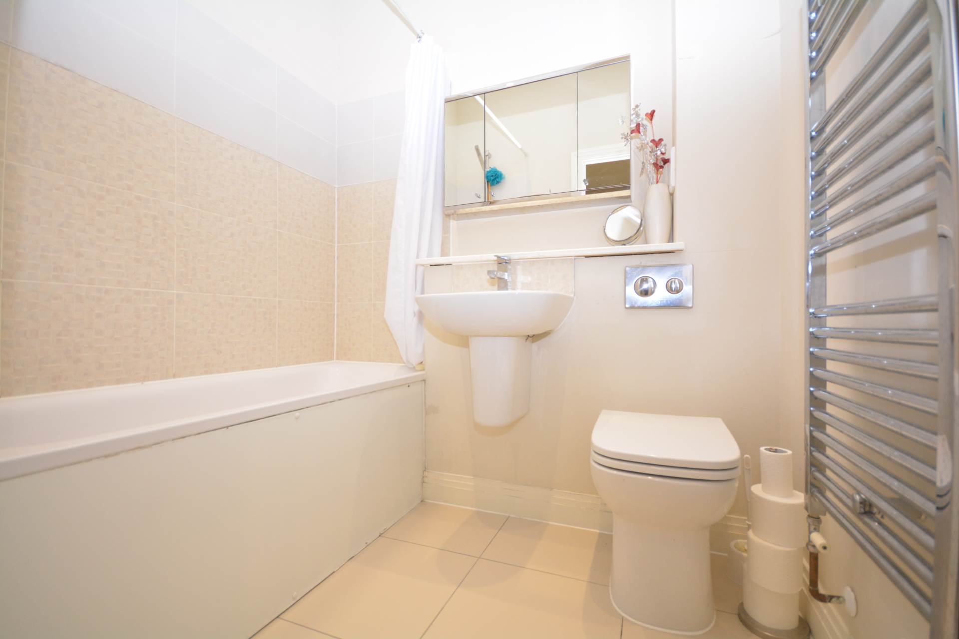 Lindo Close, Chesham, Image 13