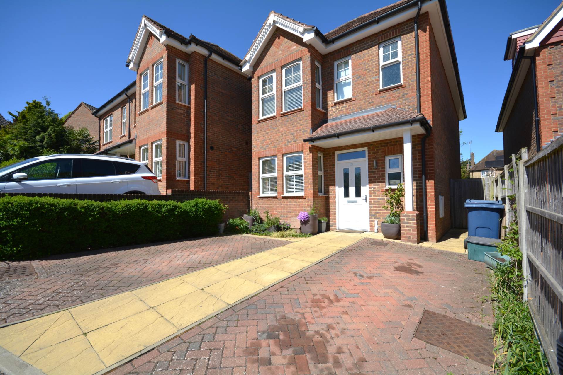 Lindo Close, Chesham, Image 2