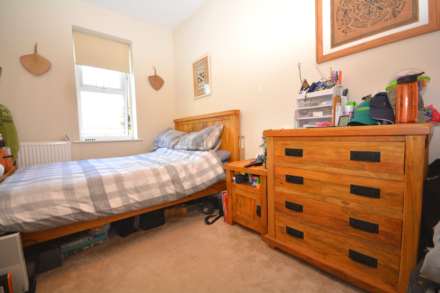Lindo Close, Chesham, Image 14