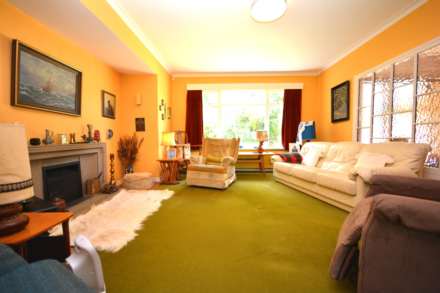 Clifton Road, Amersham, Image 5