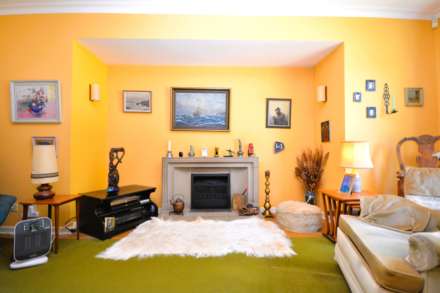 Clifton Road, Amersham, Image 6