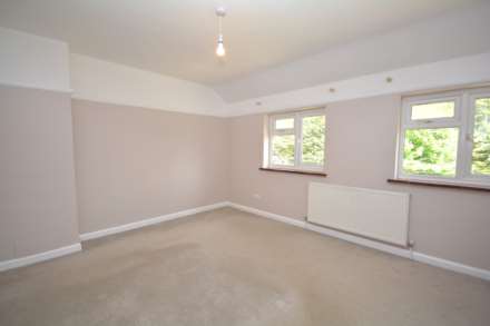 Stanley Hill, Amersham, Image 7