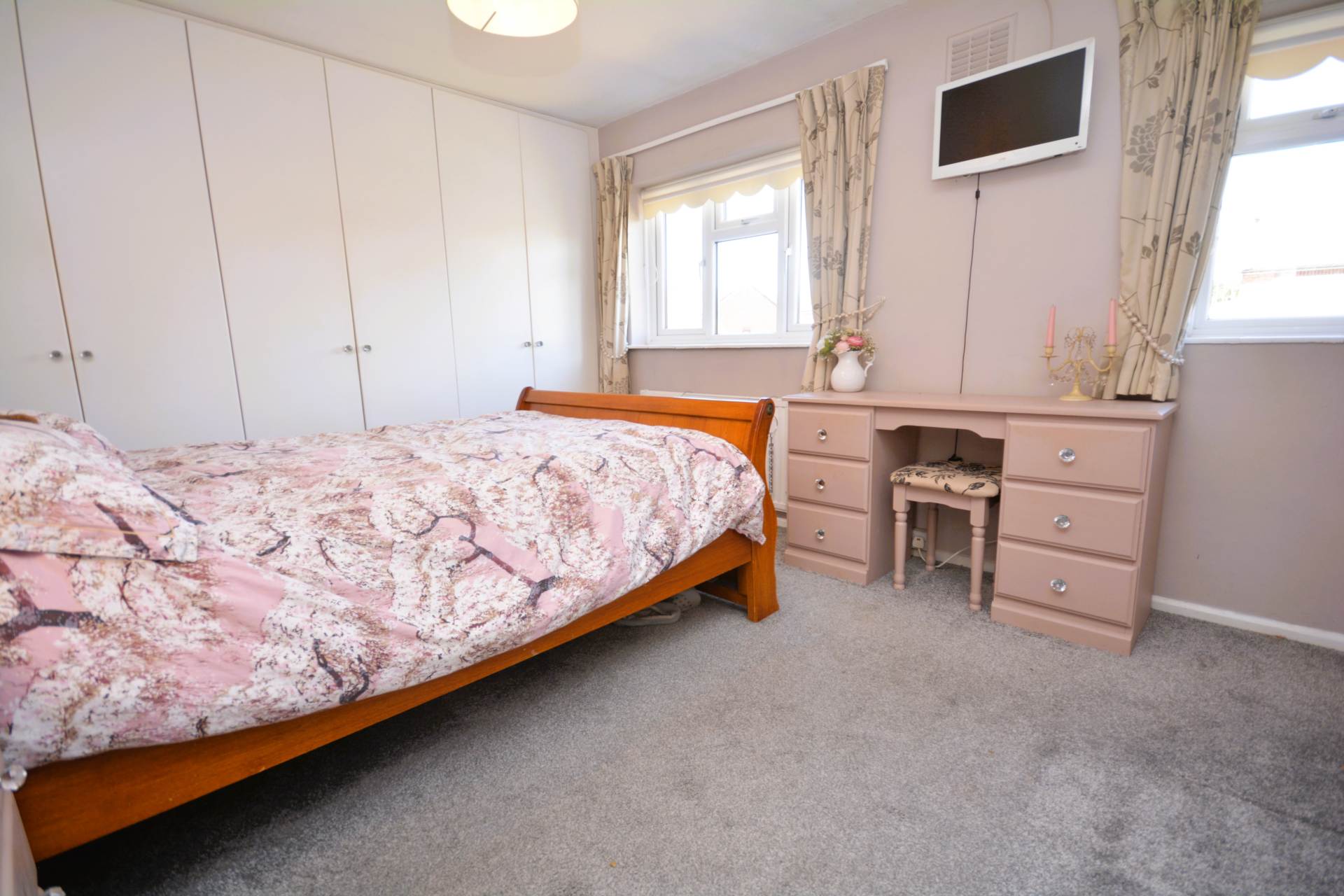 Sandycroft Road, Amersham, Image 8