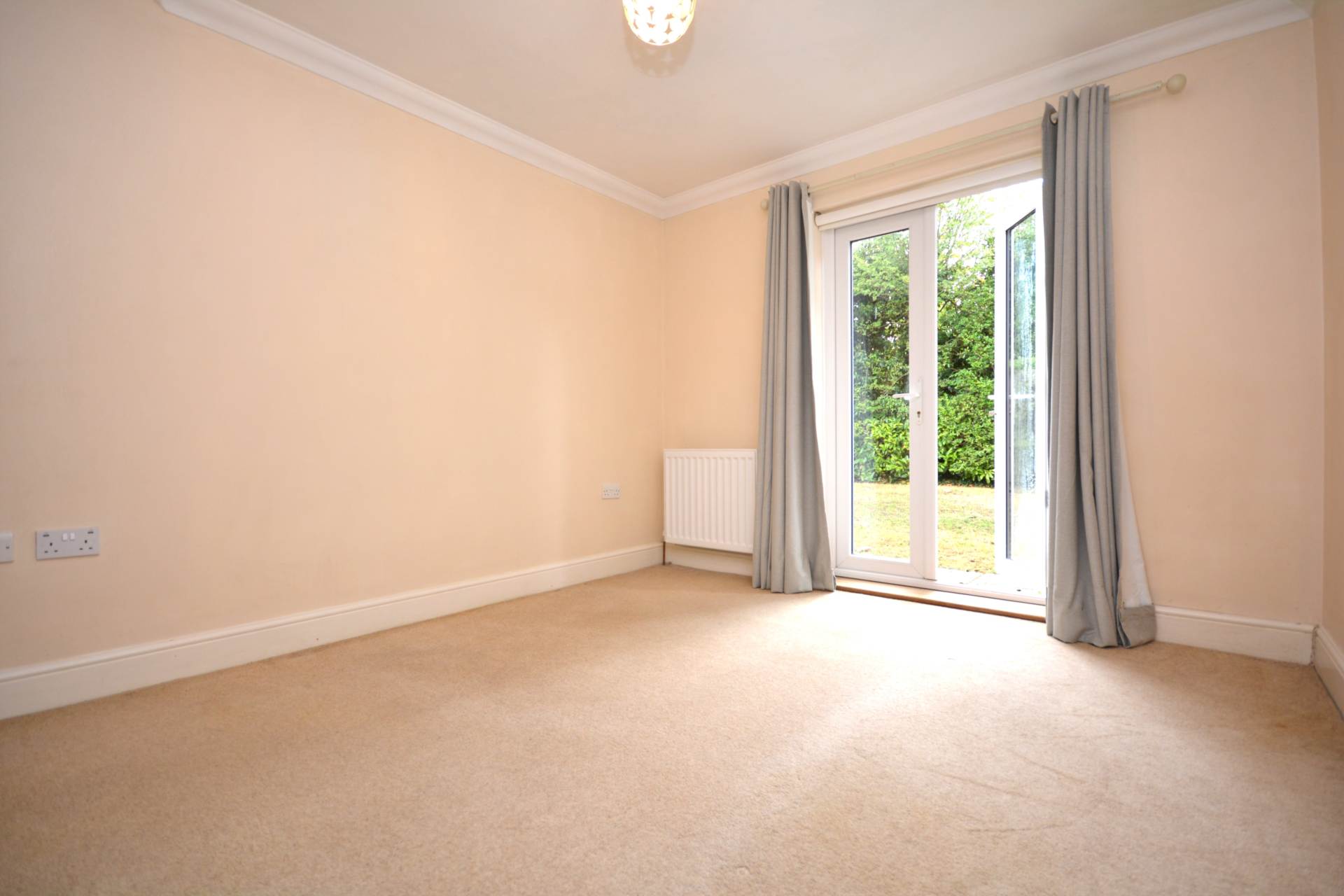 Meadowbank Close, Amersham, Image 6