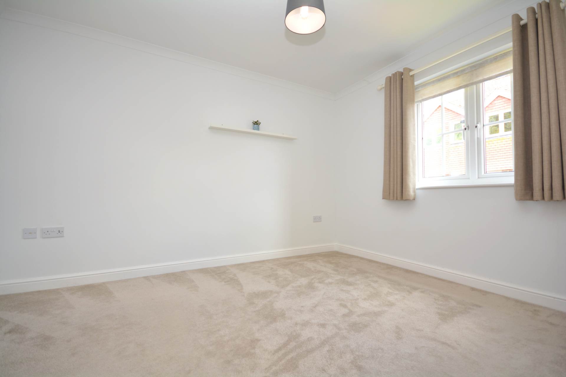 Baytree Court, Hospital Hill, Image 7