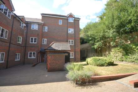 Baytree Court, Hospital Hill