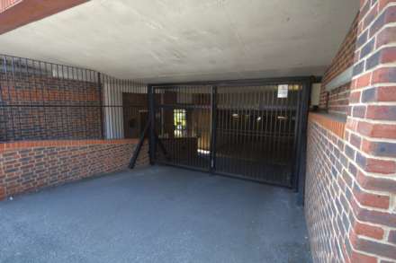 Baytree Court, Hospital Hill, Image 11