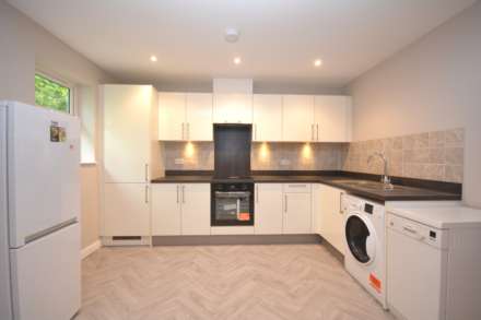Waterside, Chesham, Image 4