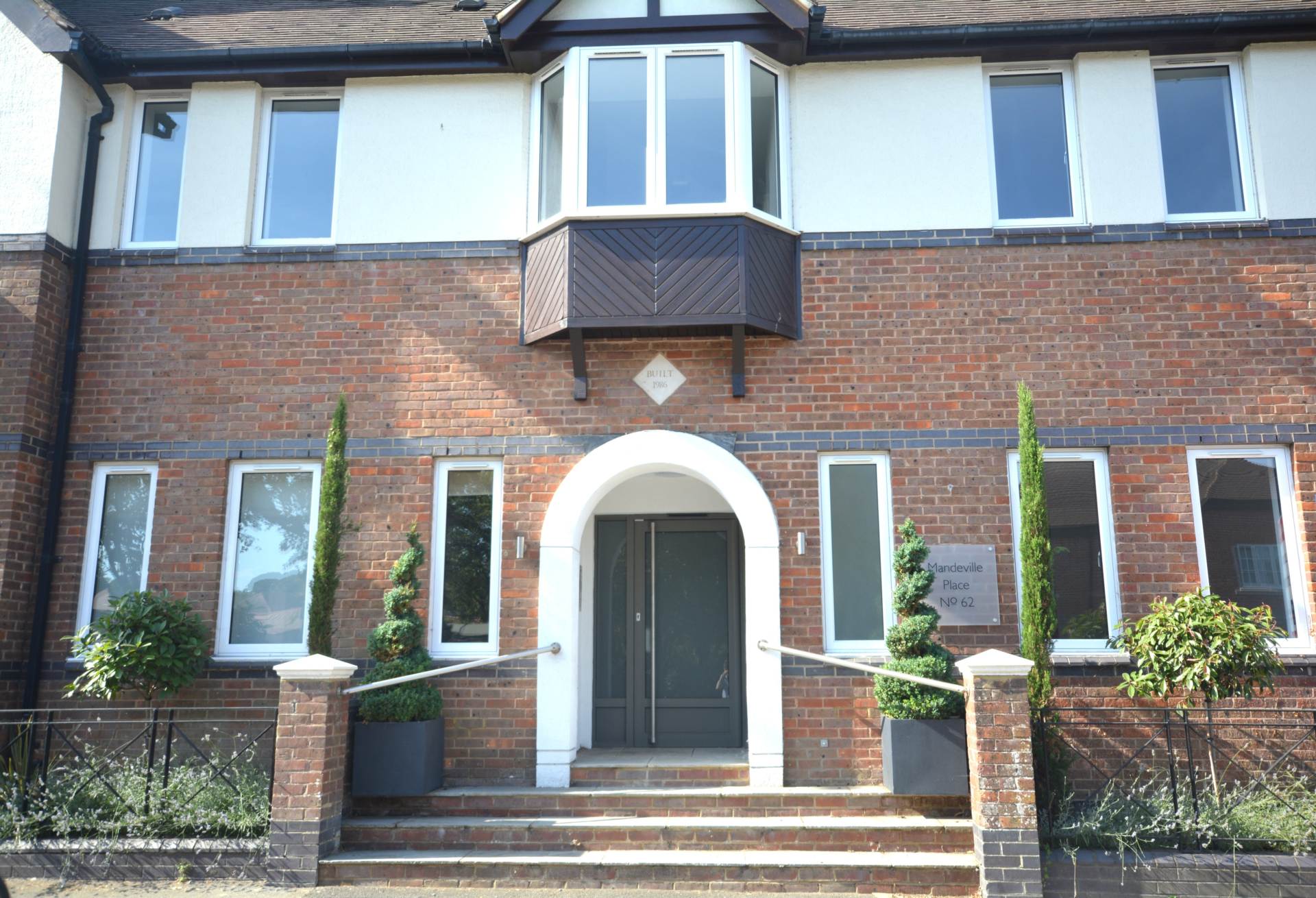The Broadway, Amersham, Image 1