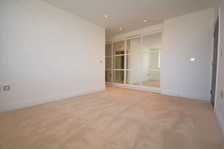 The Broadway, Amersham, Image 8