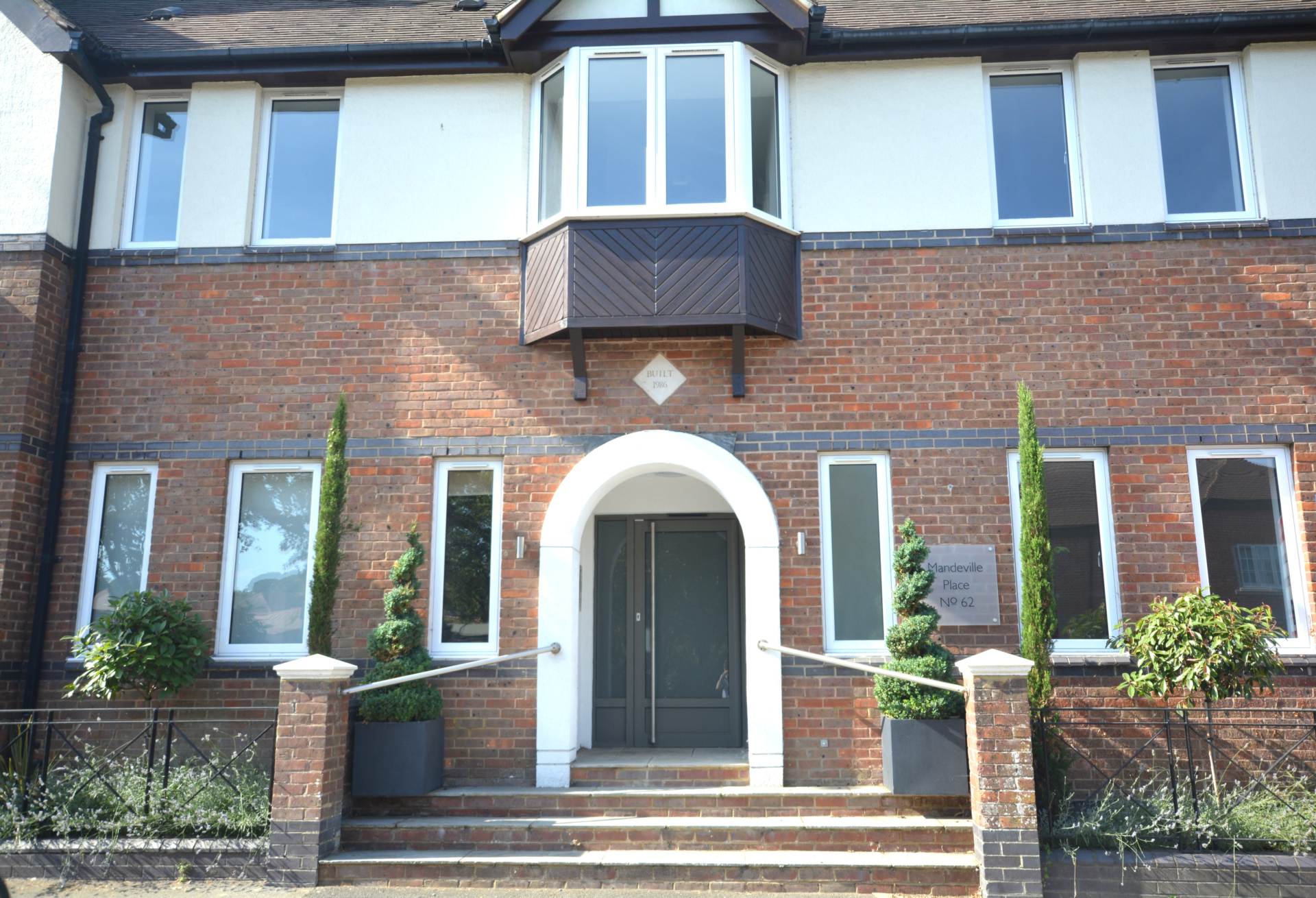 The Broadway, Amersham, Image 1
