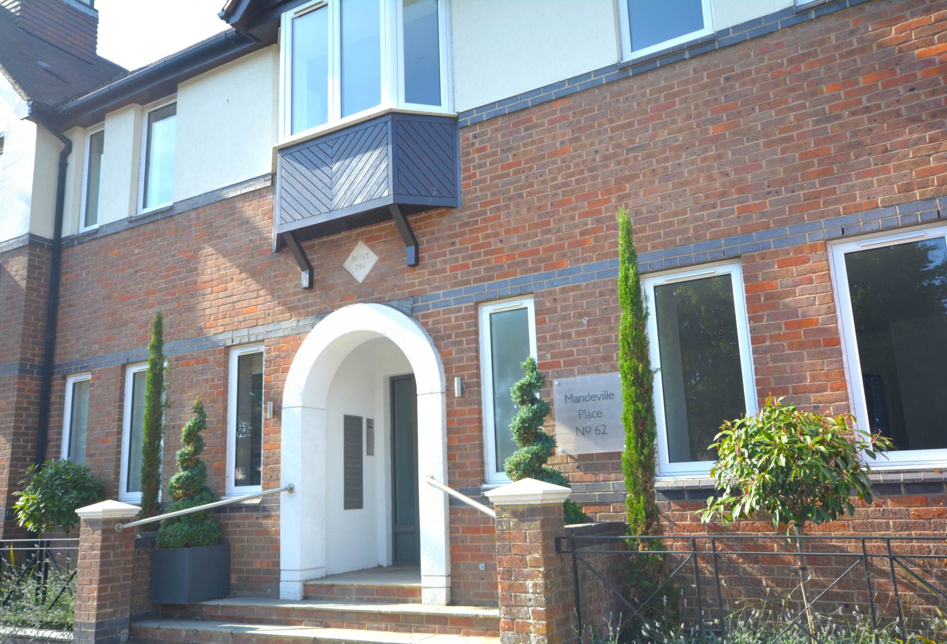 The Broadway, Amersham, Image 2