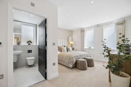 The Broadway, Amersham, Image 4
