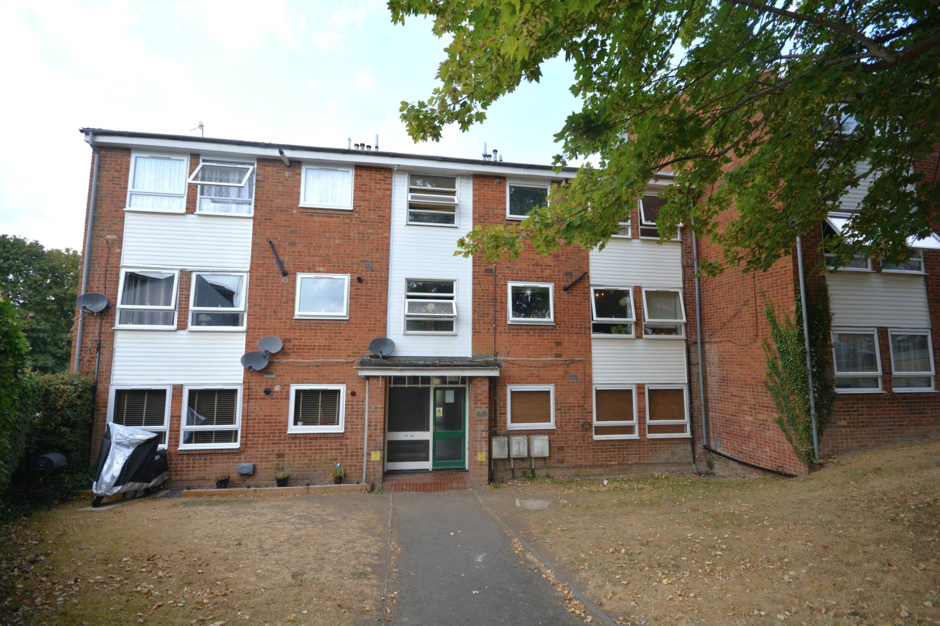 Springfield Road, Chesham, Image 1